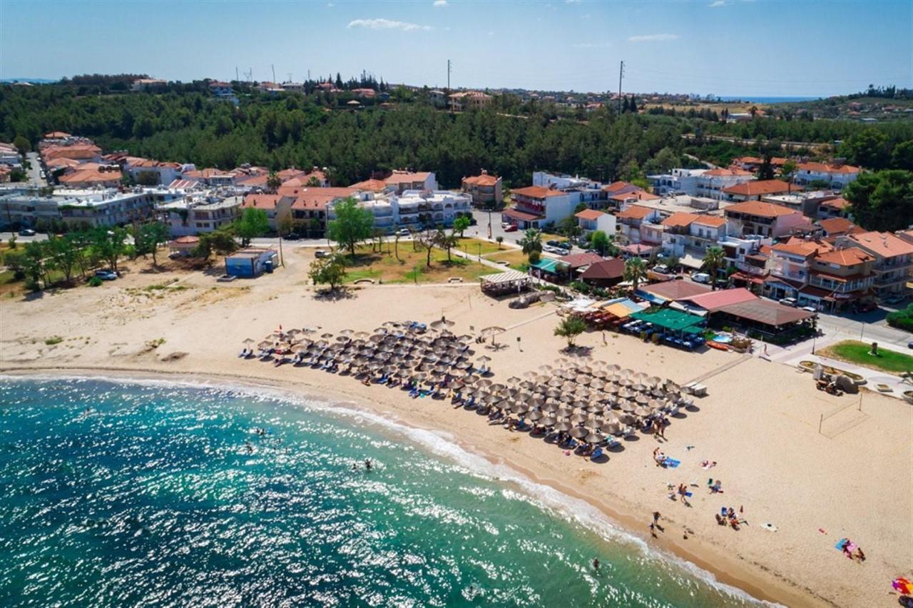 Irina Villa Nea Potidea Beach - 7 Guest מראה חיצוני תמונה